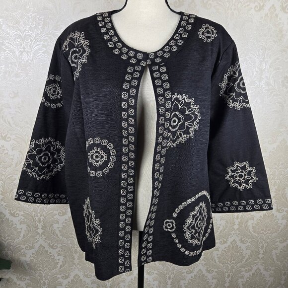 Birch Hill Woman Size 3X Black Evening Jacket Cream Floral Embroidery 3/4 Sleeve - Picture 1 of 12